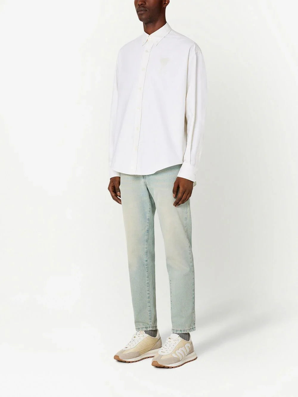 AMI PARIS UNISEX Logo-embroidered Long-sleeved Shirt White