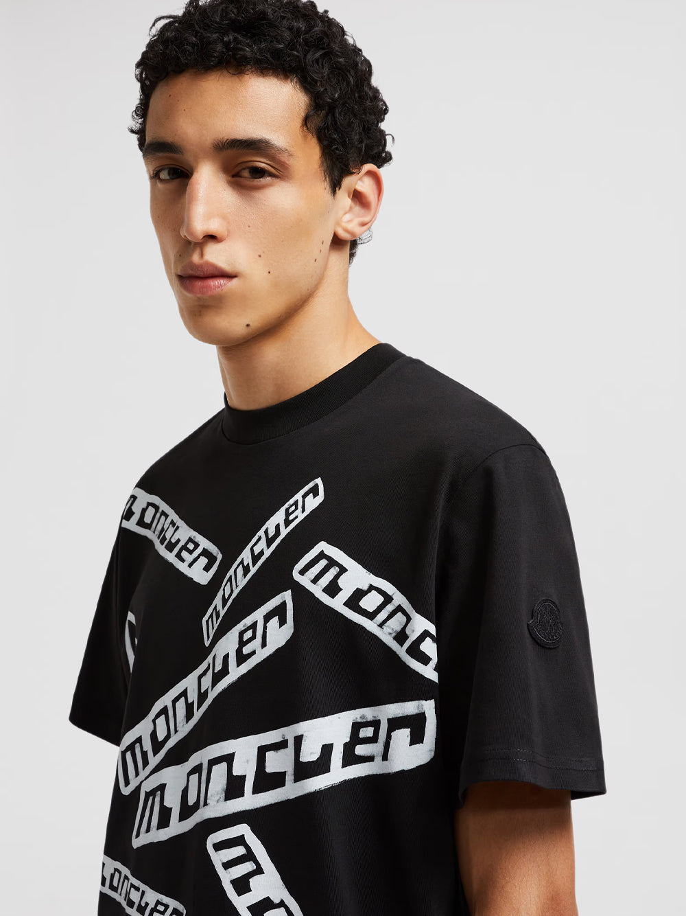 MONCLER Graphic Logo Motif Print T-Shirt Black