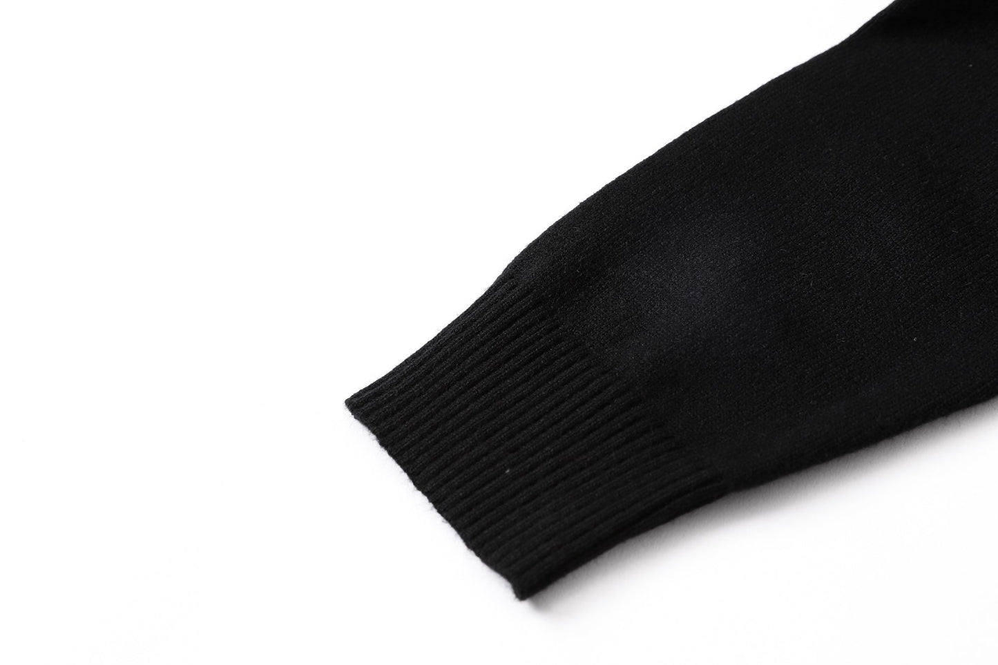 New- 2025ss Black Sweaters