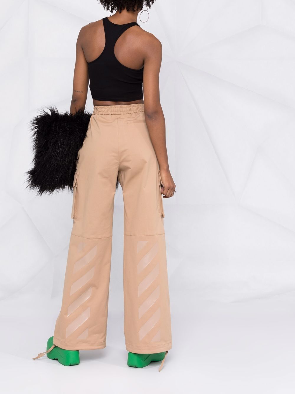 OFF-WHITE WOMEN Off-Stamp Ribbed Crop Top Black/White