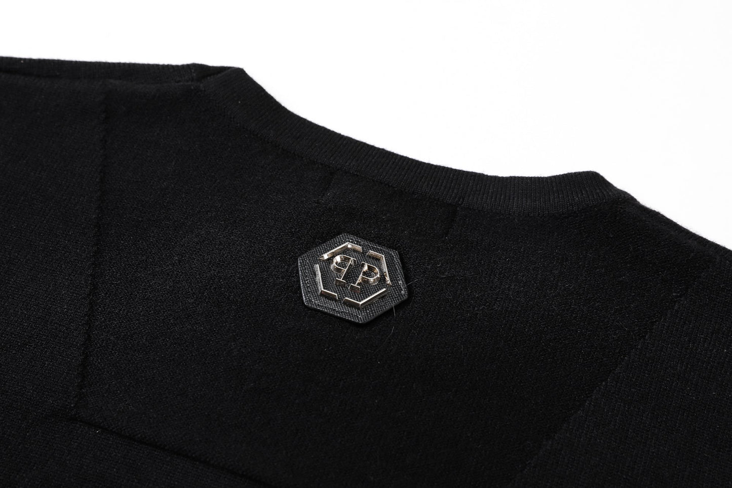 New- 2025ss Black Sweaters