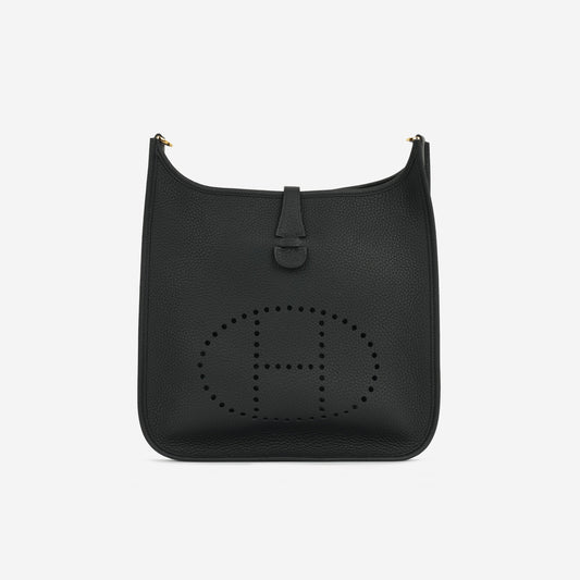 Evelyne PM